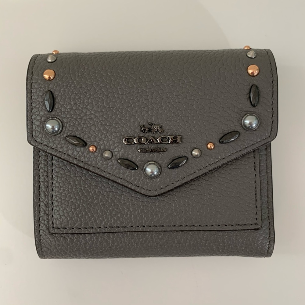 Coach Wallet  Gray Pebbled Leather with Beading